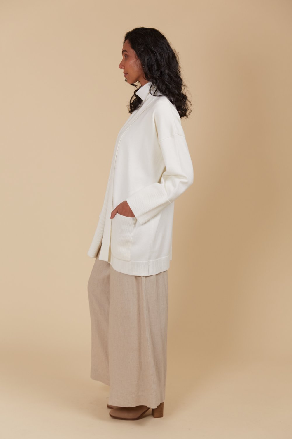 isle-mine-selene-cardigan-ivory 3