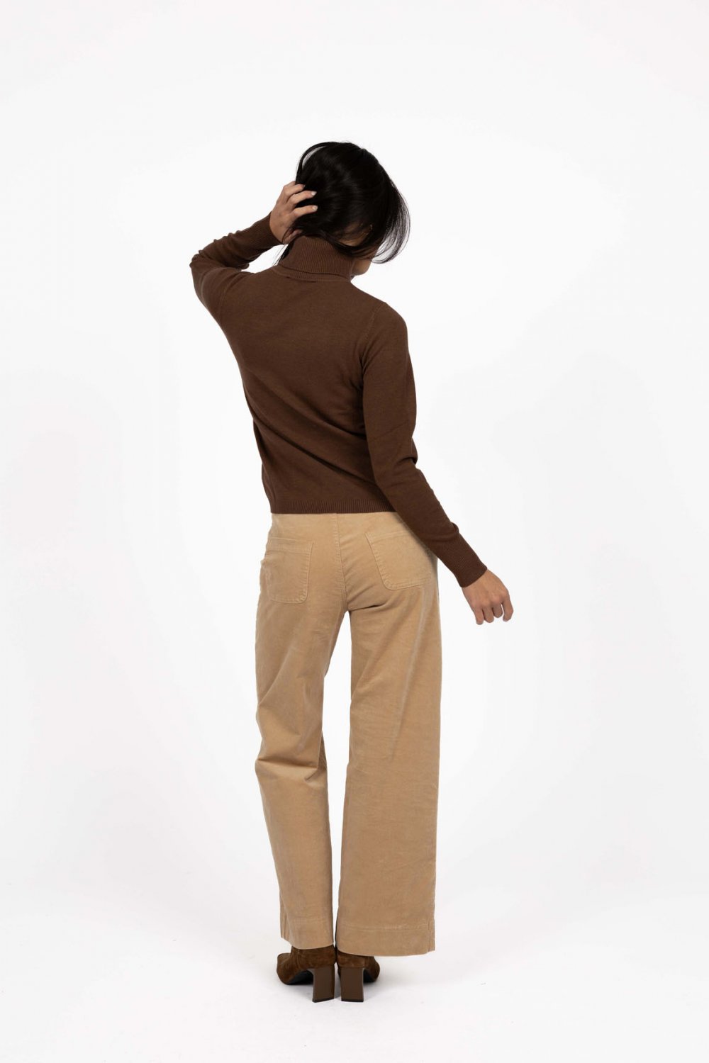 humidity-alana-skivvy-chocolate 2