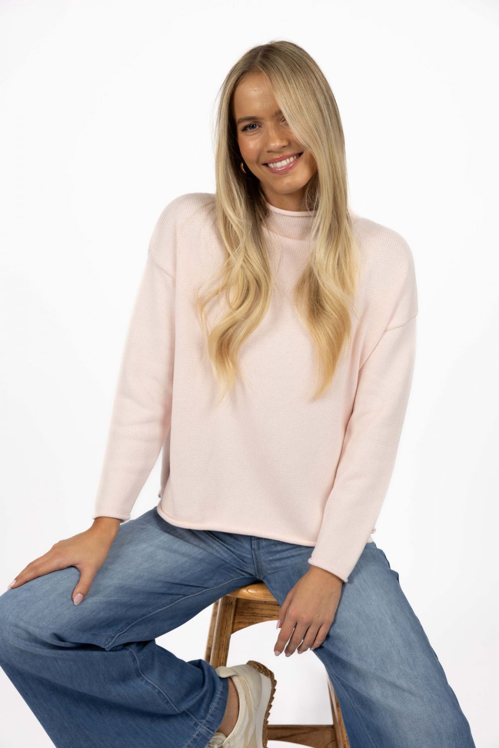 humidity-divine-jumper-pink 3