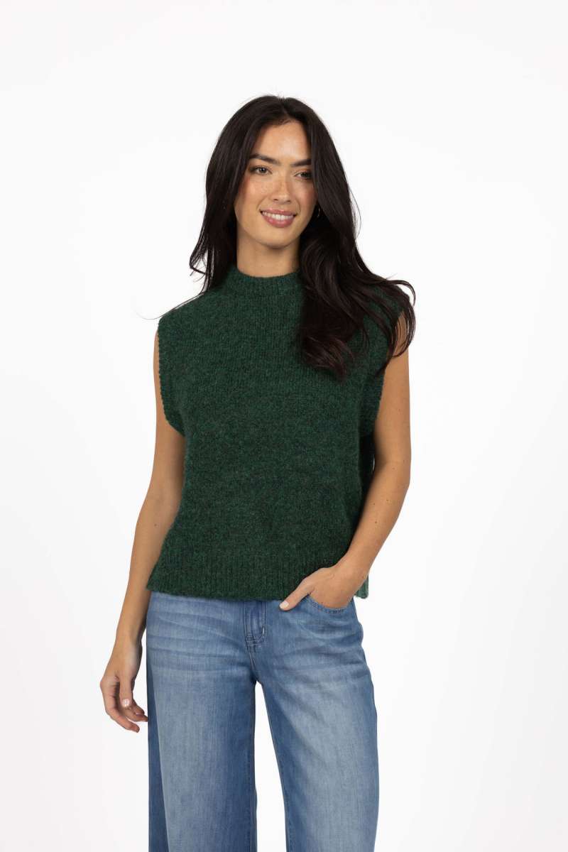 View Humidity Monet Vest - Green