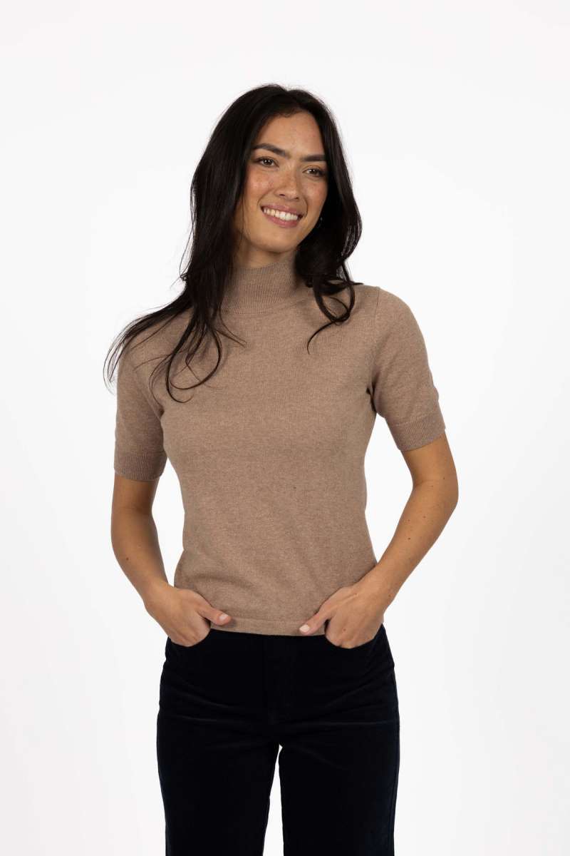 View Humidity Vera Top - Hazelnut